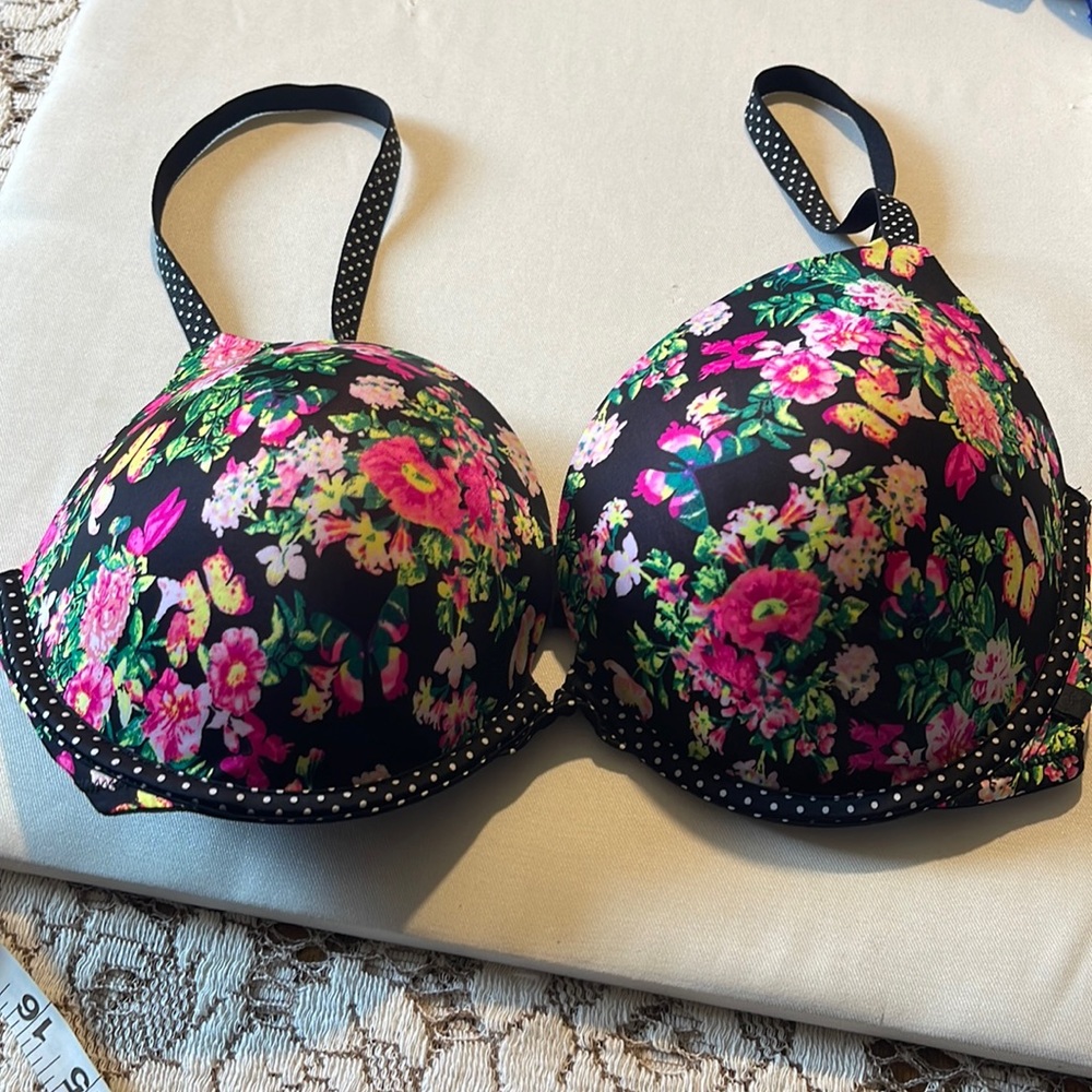 34DD